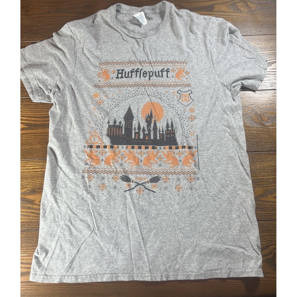 Women's Harry Potter Hufflepuff Ugly Christmas Sweater Pattern T-Shirt Medium
